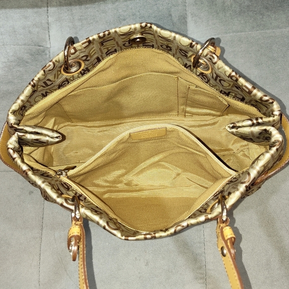 SALVATORE FERRAGAMO SIGARO MONOGRAM CANVAS WITH TAN LEATHER TOTE / SHOULDER BAG - Picture 13 of 16